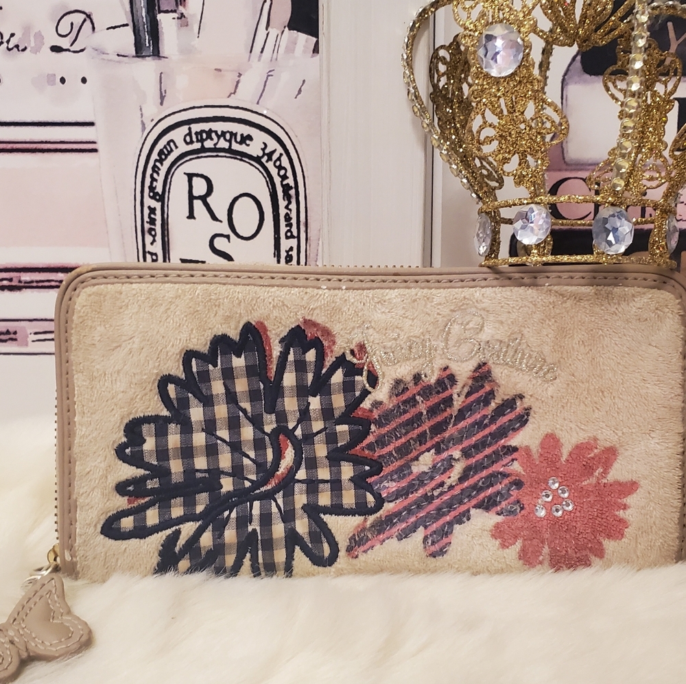 Juicy Couture Tan Terry Cloth Butterfly Wallet!*Vintage*